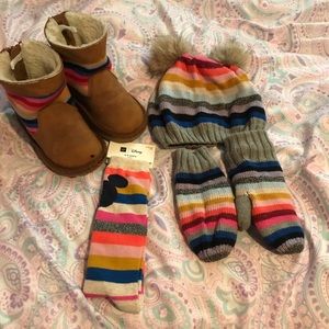 Girls boots, hat, mittens and matching NEW socks